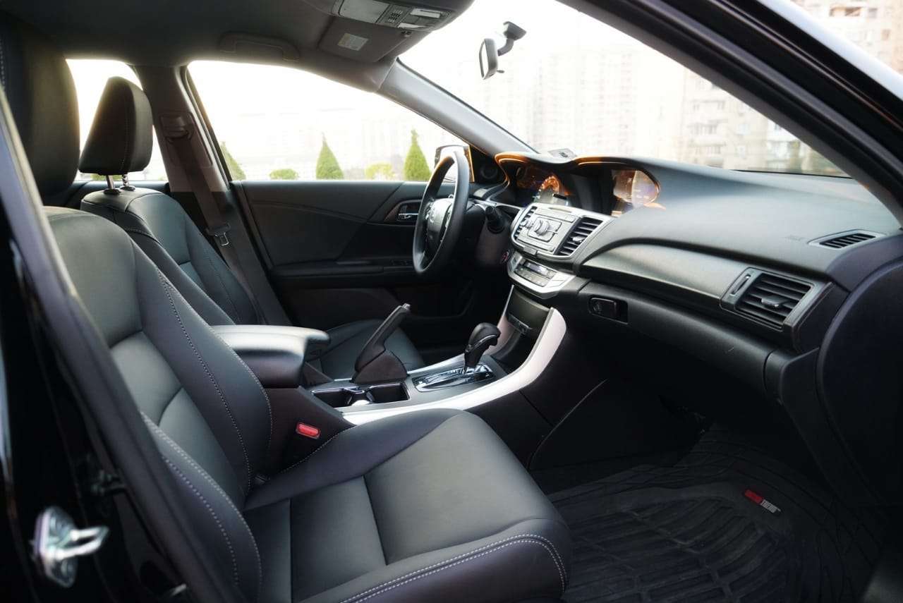 Honda Accord, 2013 il, 2.0 L, 168 981 km