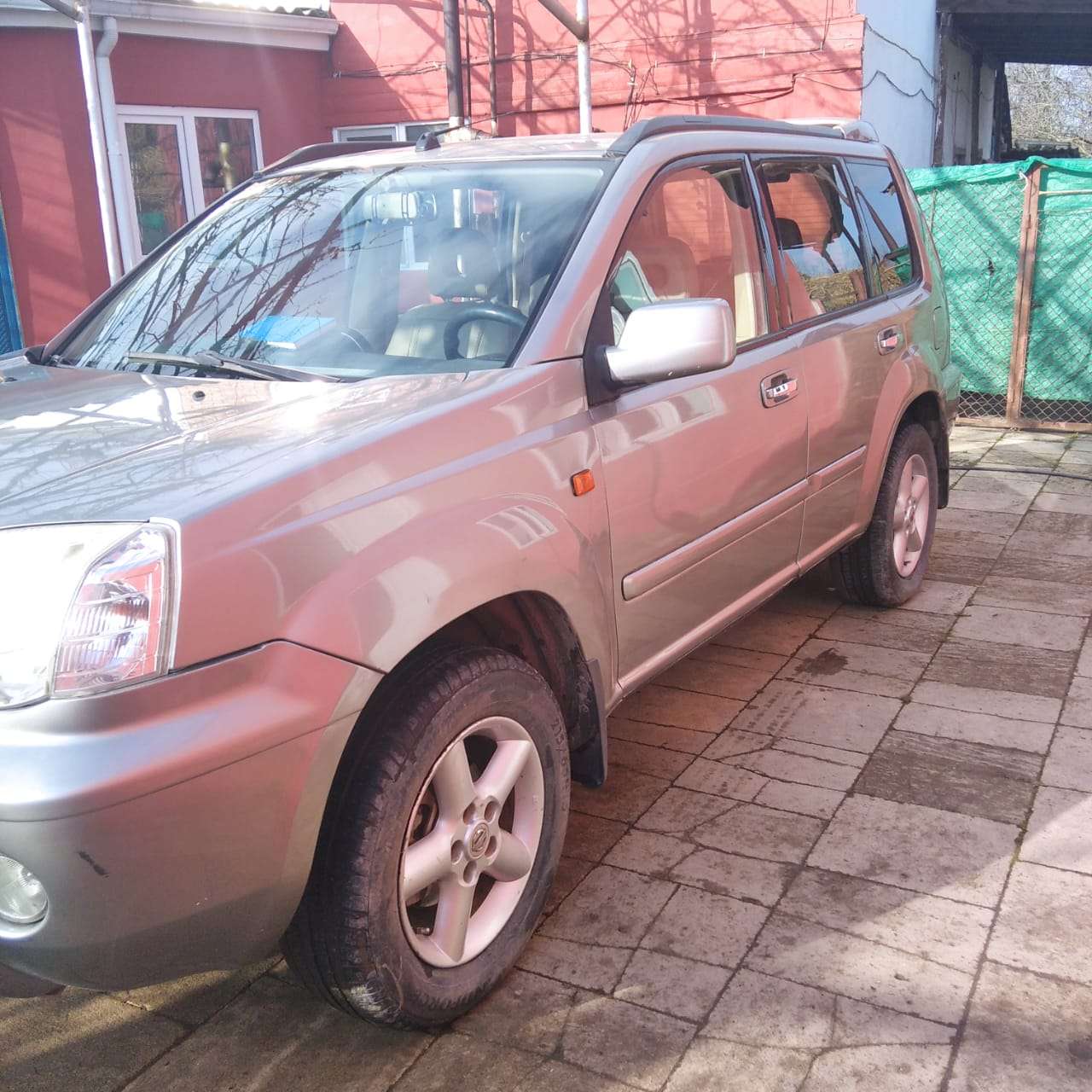 Nissan X-Trail, 2002 il, 2.0 L, 220 130 km