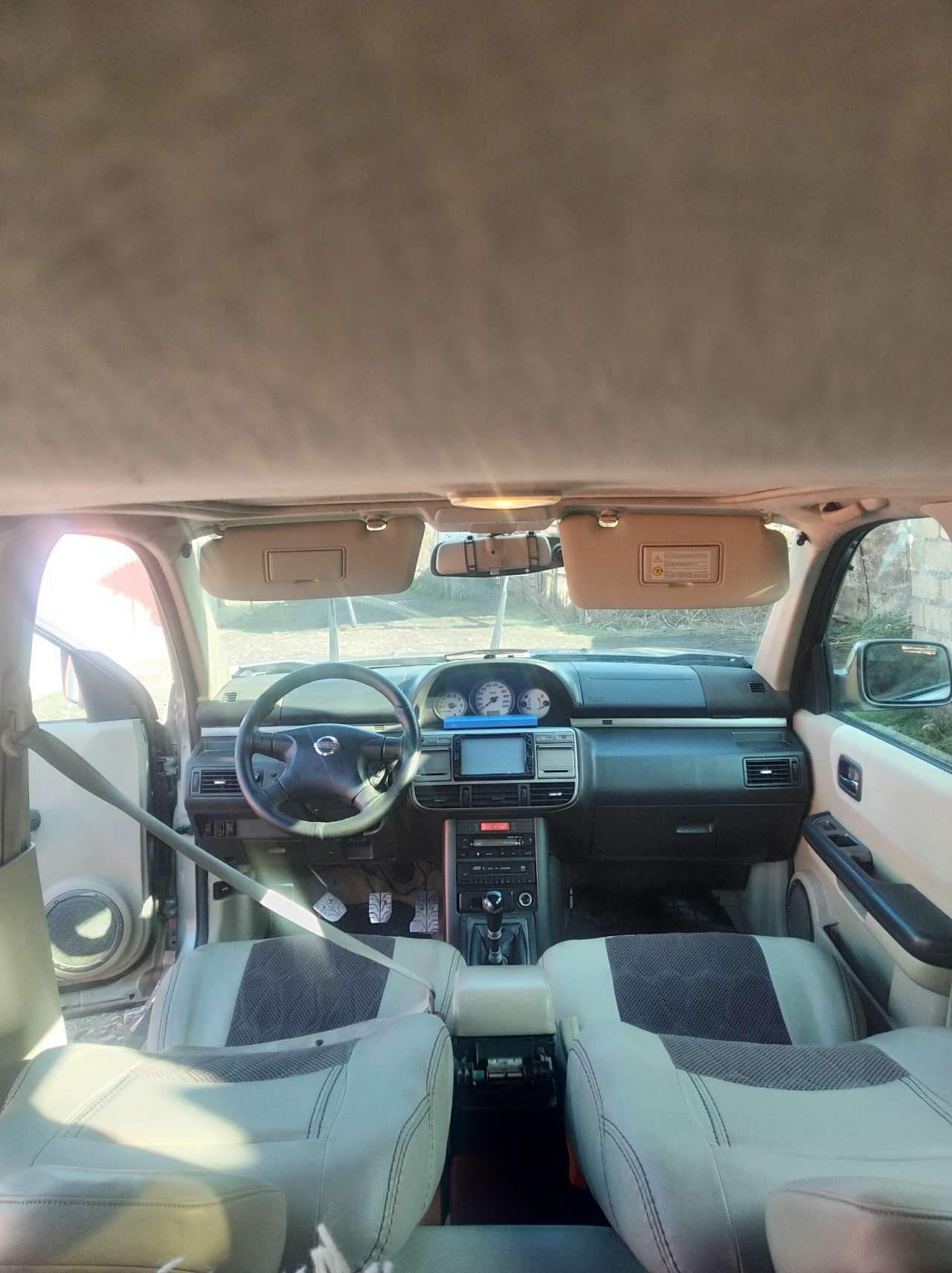 Nissan X-Trail, 2002 il, 2.0 L, 220 130 km