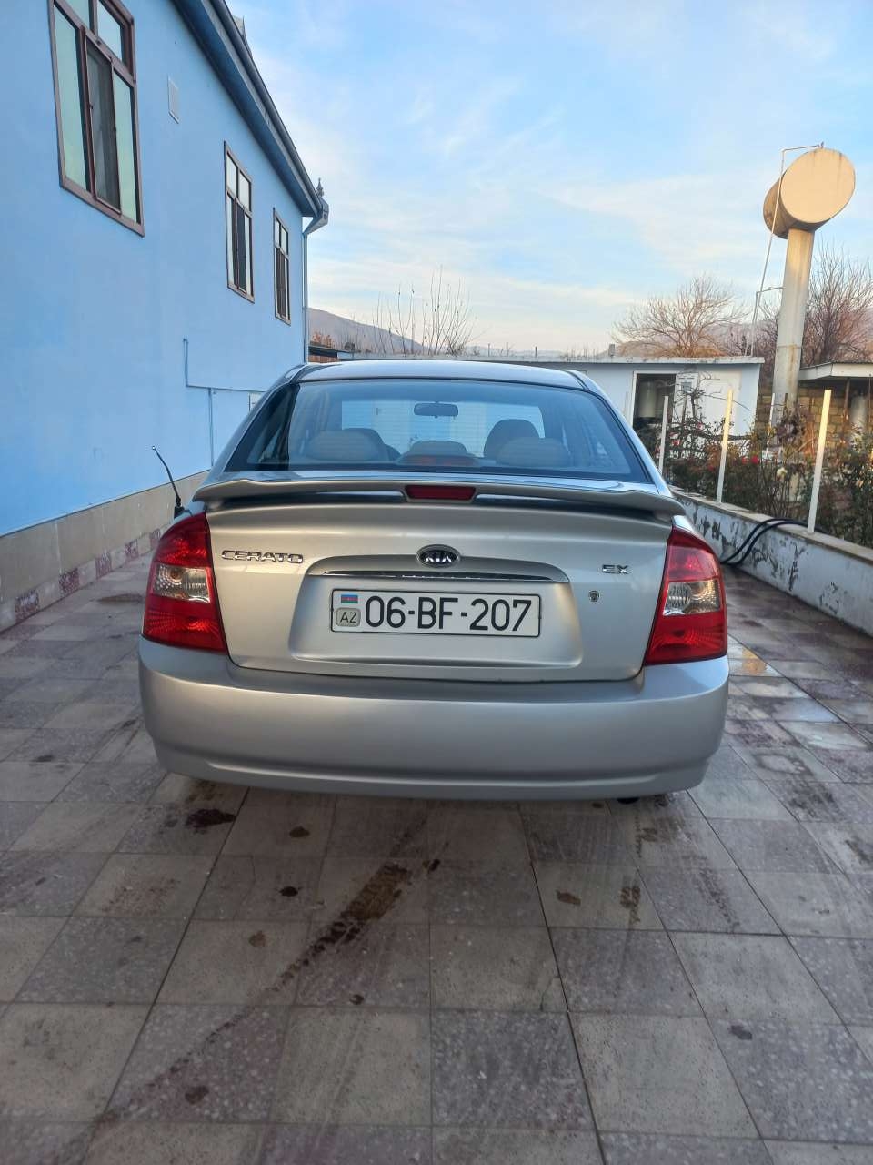 Kia Cerato, 2006 il, 1.6 L, 176 000 km
