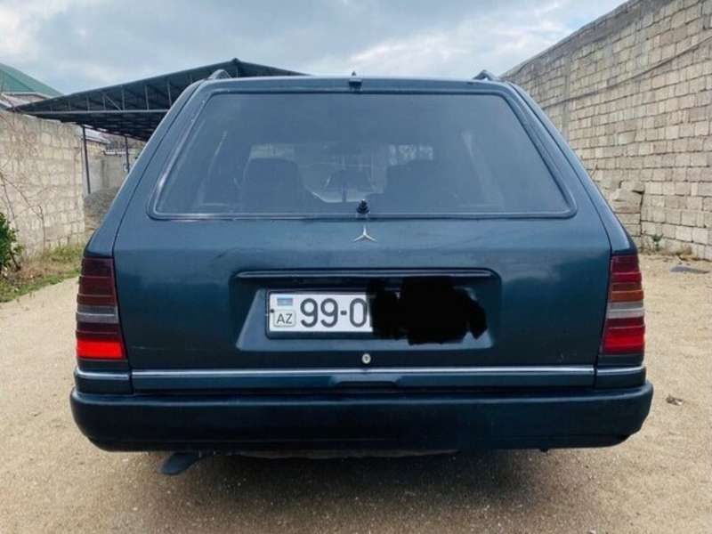 Mercedes E 300, 1992 il, 3.0 L, 378 650 km