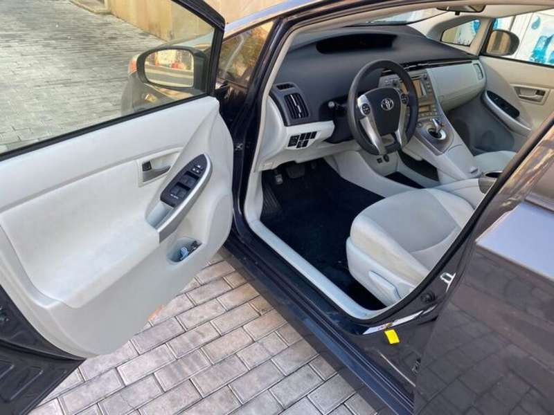 Toyota Prius, 2015 il, 1.8 L, 70 000 km