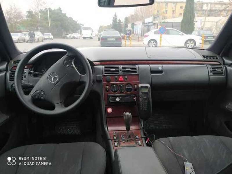 Mercedes E 220, 2000 il, 2.2 L, 532 000 km