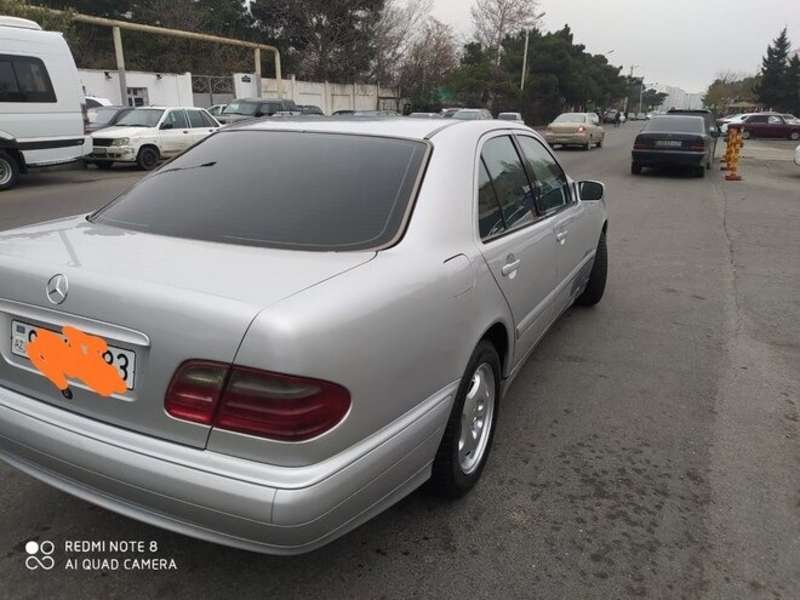 Mercedes E 220, 2000 il, 2.2 L, 532 000 km