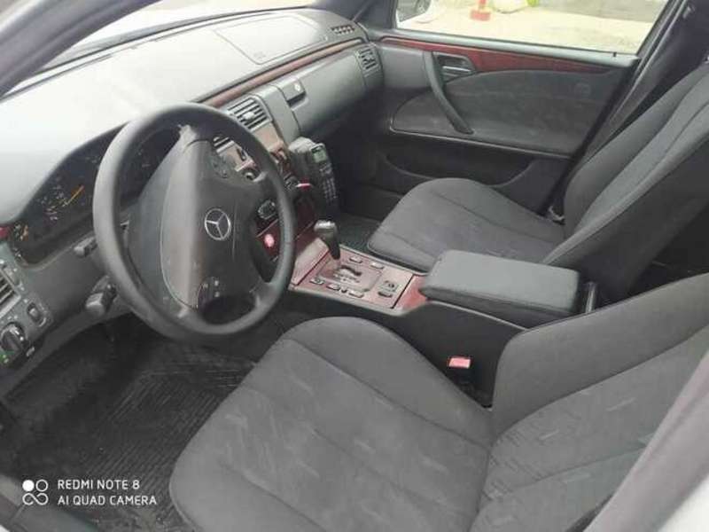Mercedes E 220, 2000 il, 2.2 L, 532 000 km