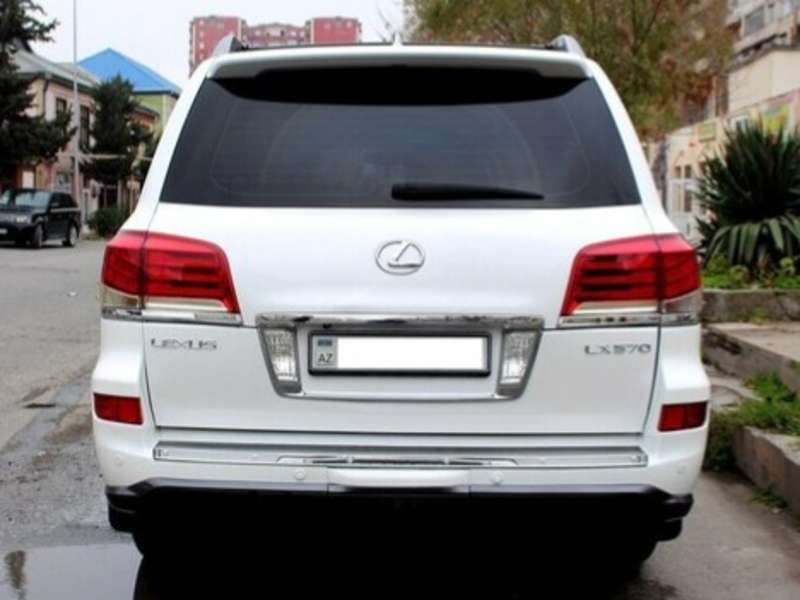 Lexus LX 570, 2008 il, 5.7 L, 197 164 km