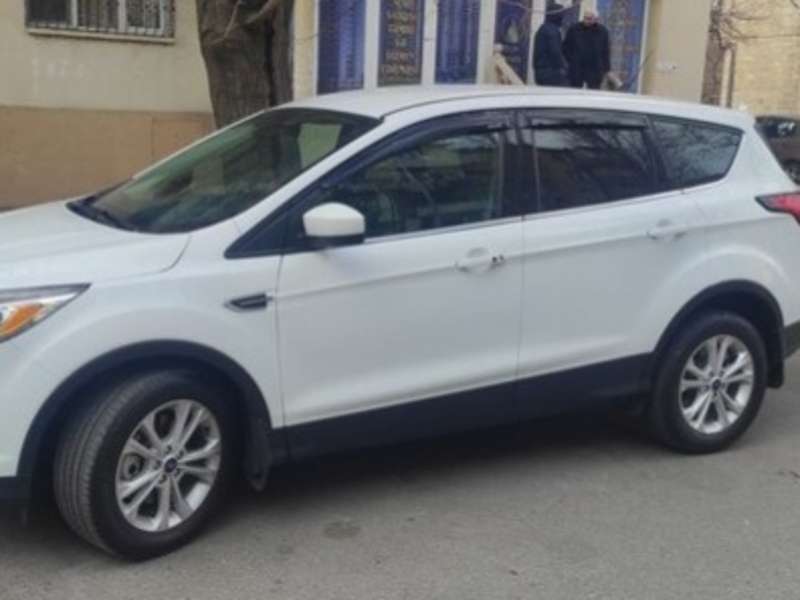 Ford Escape, 2019 il, 1.5 L, 21 000 km