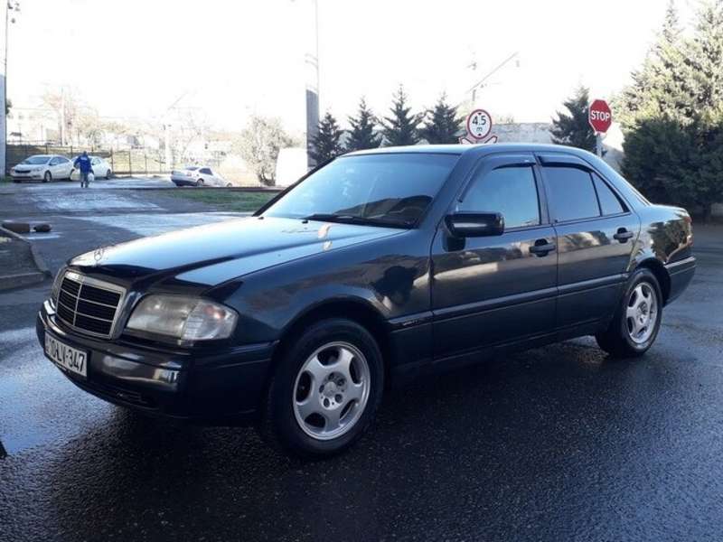 Mercedes C 200, 1995 il, 2.0 L, 304 124 km