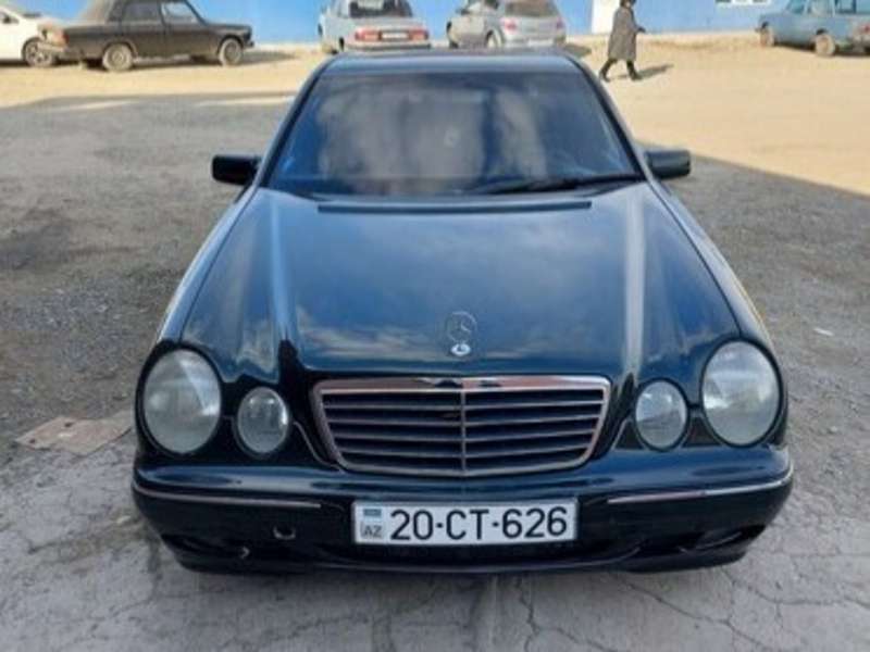 Mercedes E 200, 1996 il, 2.0 L, 236 800 km