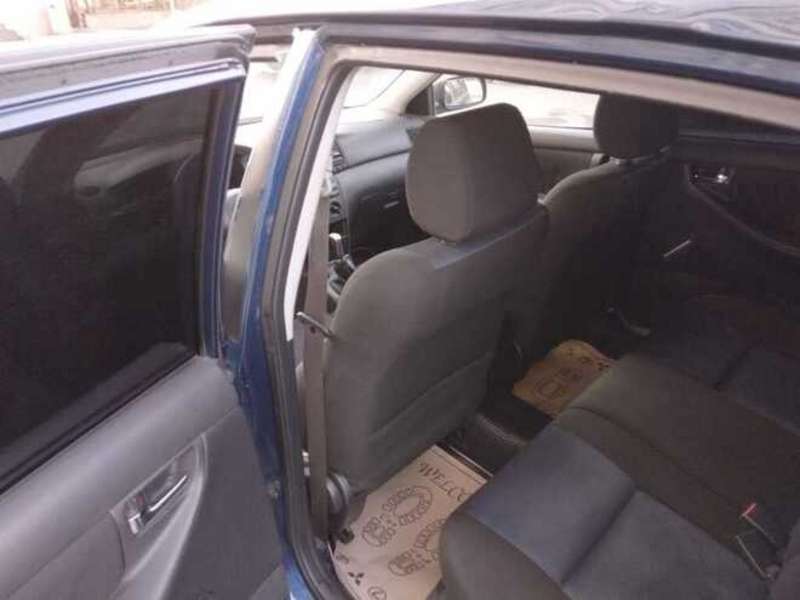 Toyota Corolla, 2005 il, 1.4 L, 156 000 km