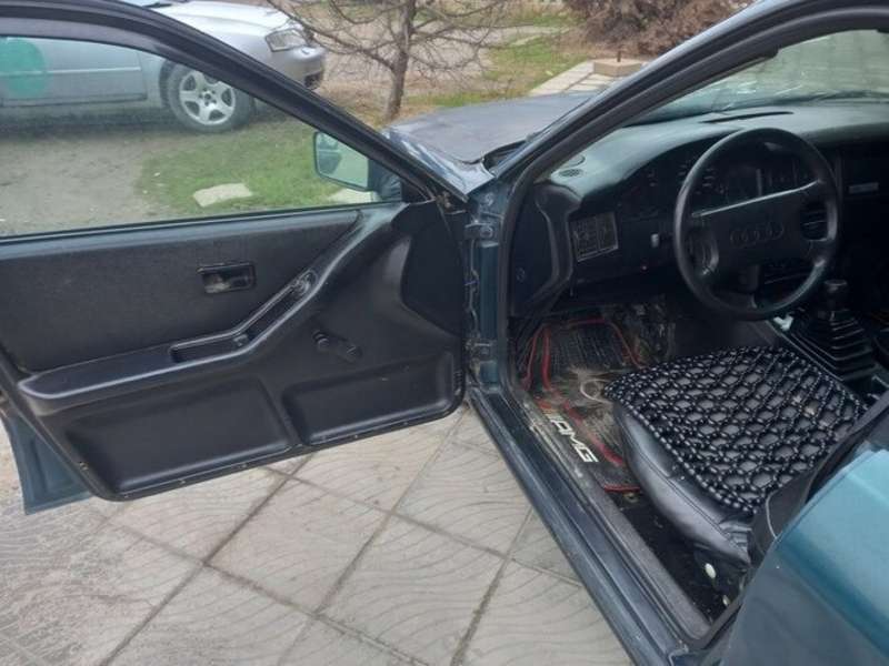 Audi 80, 1990 il, 1.8 L, 325 044 km