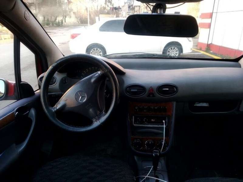 Mercedes A 160, 2002 il, 1.6 L, 300 000 km