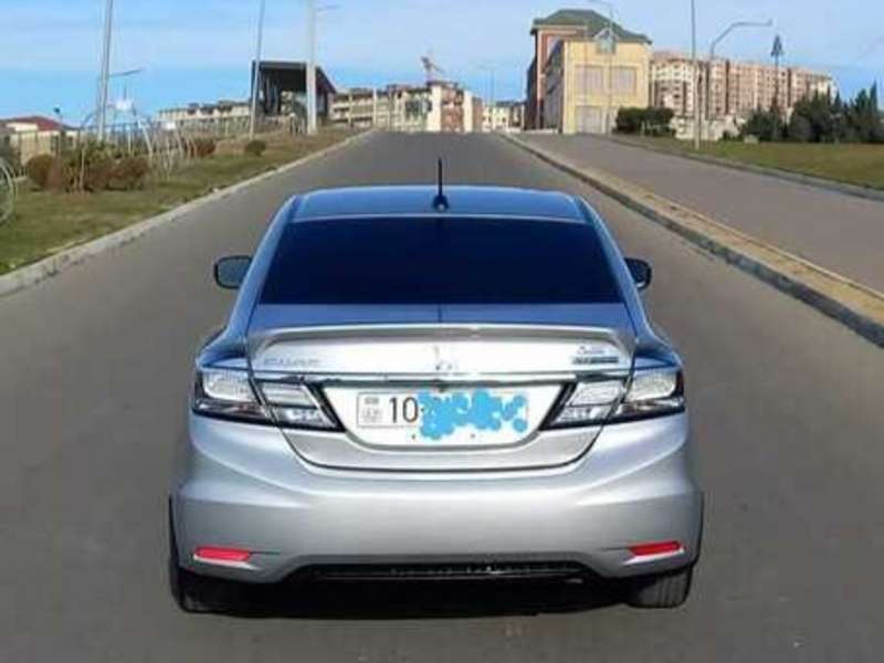 Honda Civic, 2014 il, 1.5 L, 270 000 km