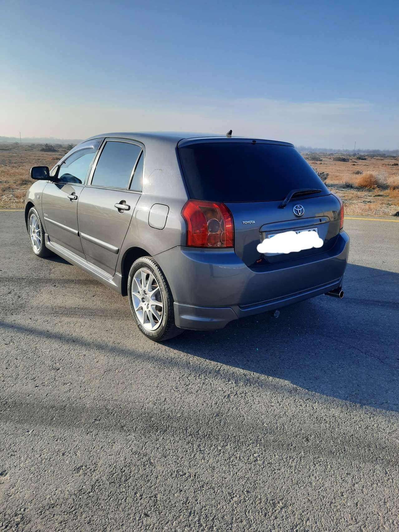 Toyota Corolla, 2006 il, 1.4 L, 210 000 km