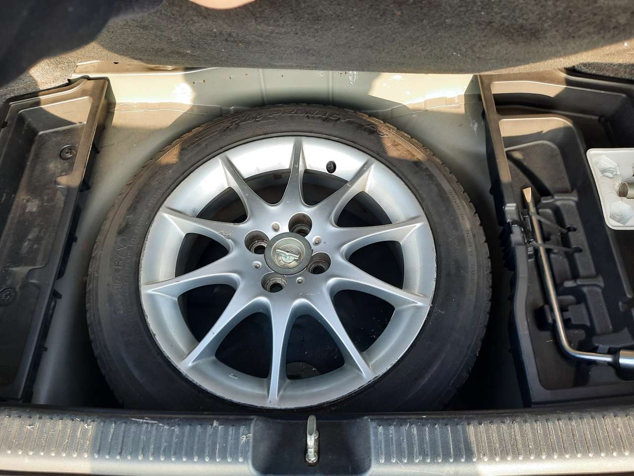 Toyota Corolla, 2006 il, 1.4 L, 210 000 km