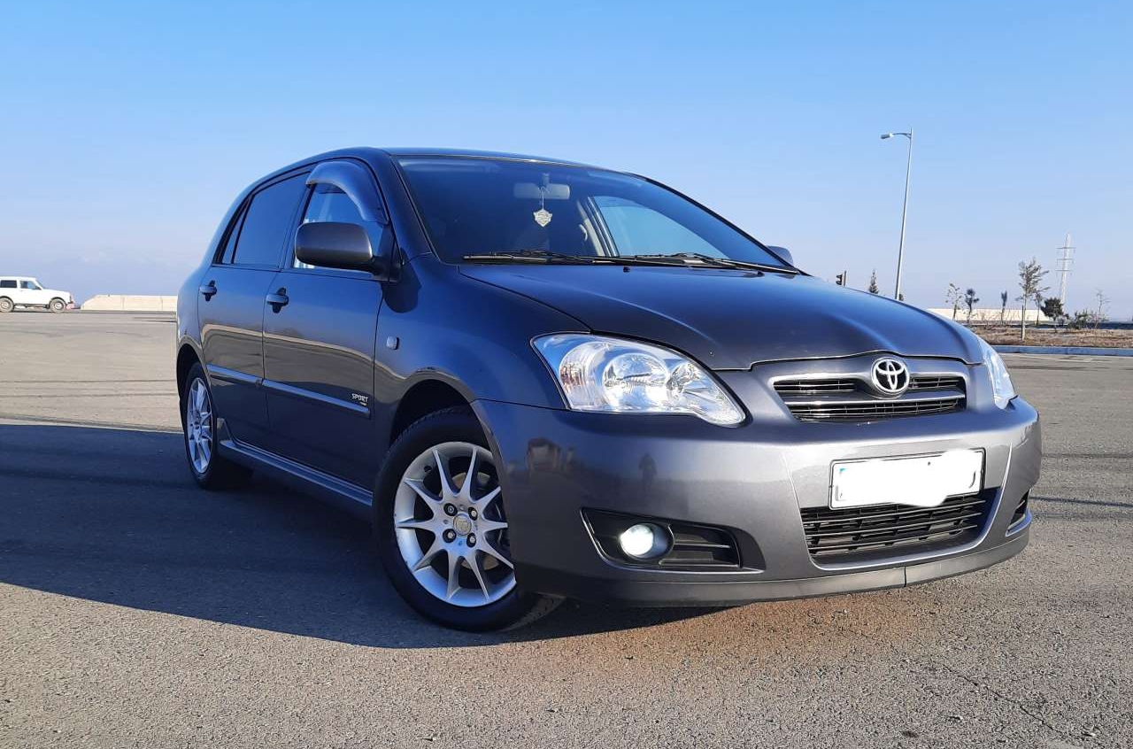 Toyota Corolla, 2006 il, 1.4 L, 210 000 km