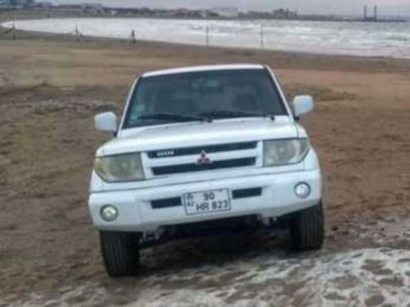 Mitsubishi Pajero iO, 1999 il, 1.8 L, 323 000 km