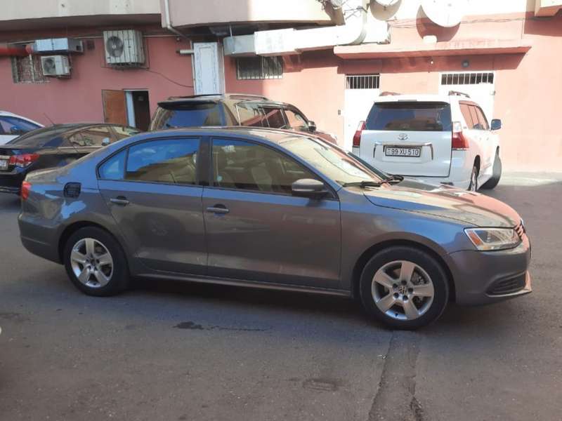 Volkswagen Jetta, 2013 il, 1.8 L, 118 000 km