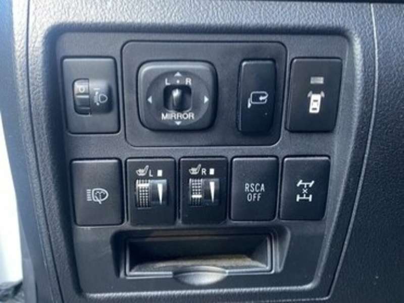 Toyota Land Cruiser, 2013 il, 4.0 L, 70 000 km
