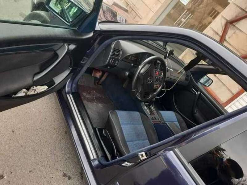 Mercedes C 220, 1999 il, 2.2 L, 450 000 km