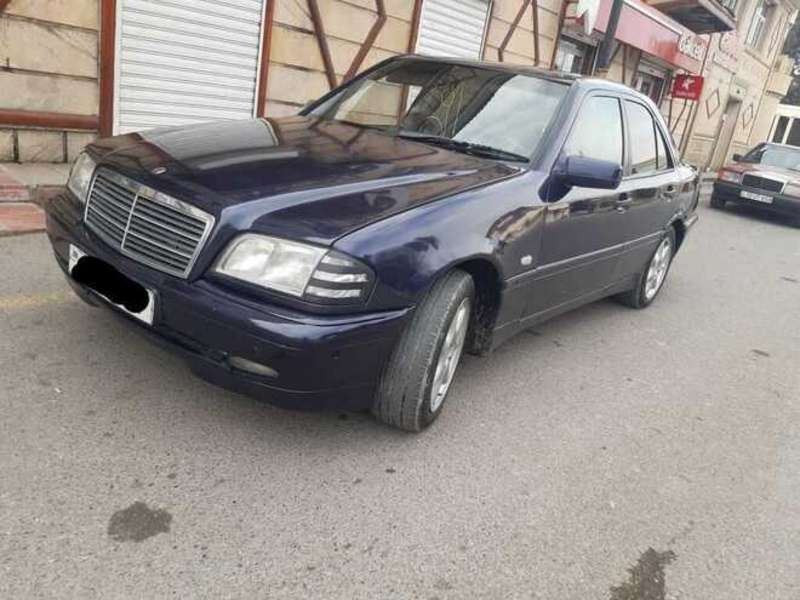 Mercedes C 220, 1999 il, 2.2 L, 450 000 km