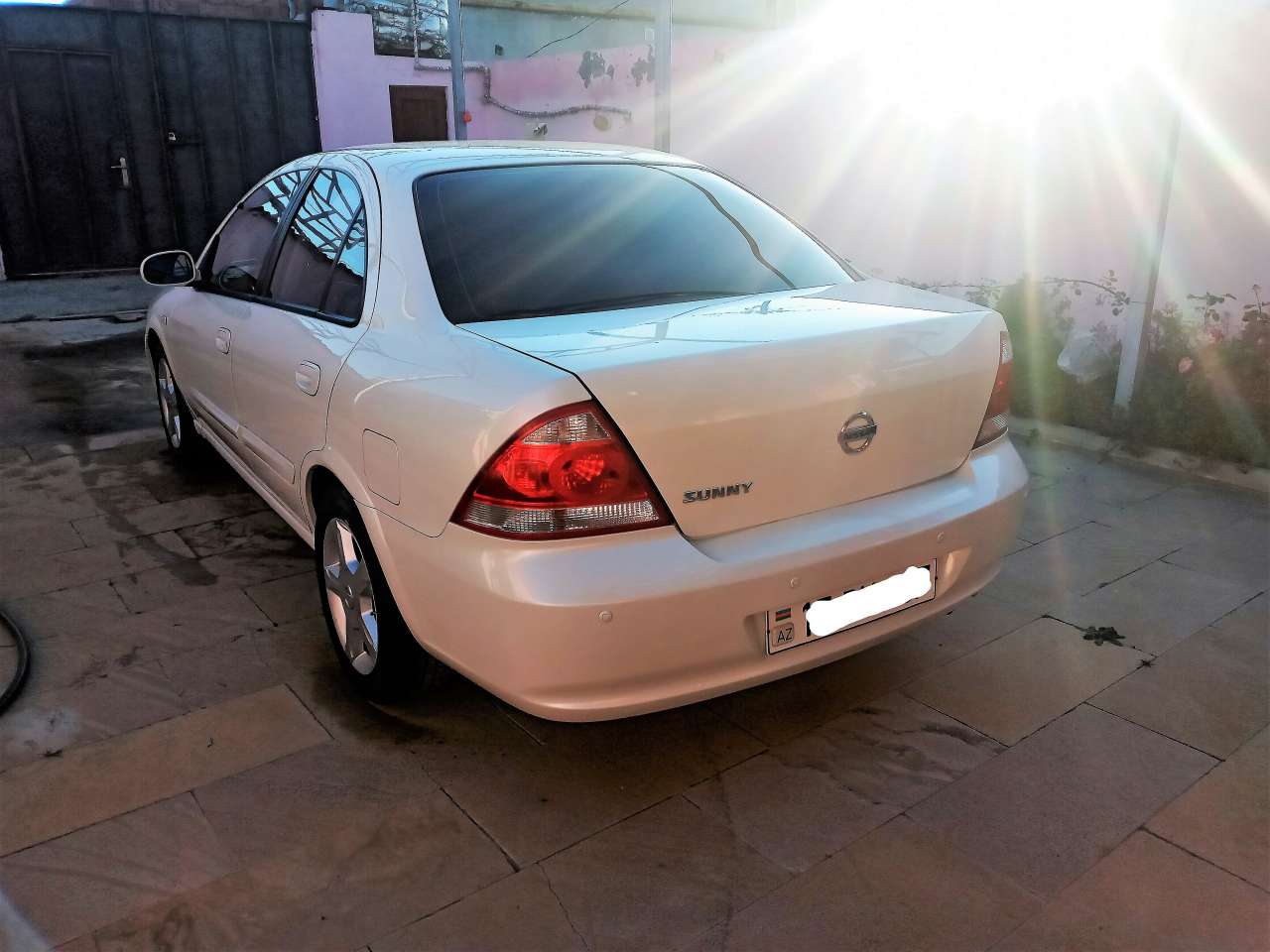 Nissan Sunny, 2008 il, 1.6 L, 177 000 km