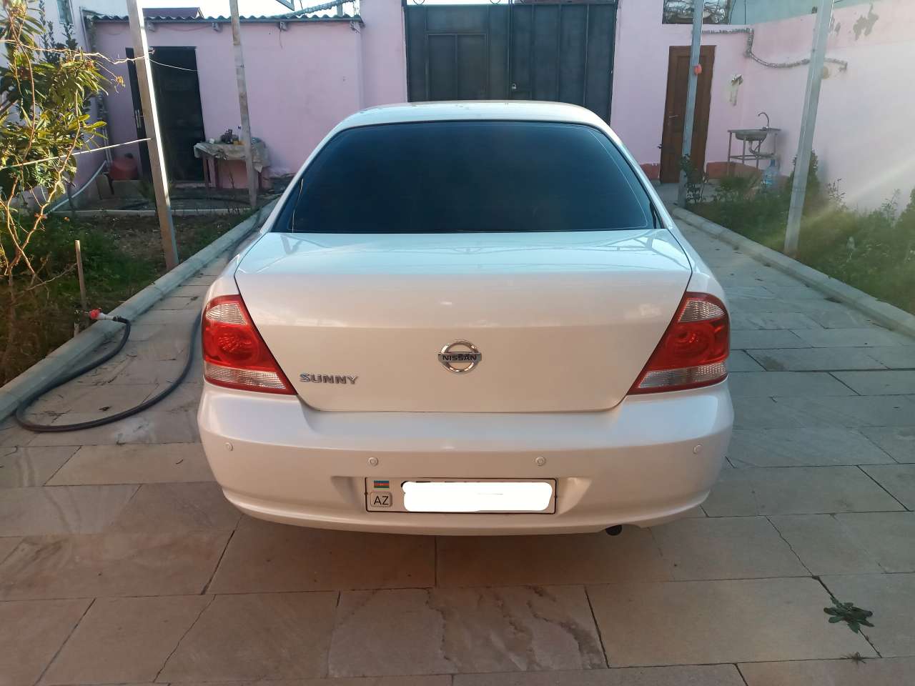 Nissan Sunny, 2008 il, 1.6 L, 177 000 km
