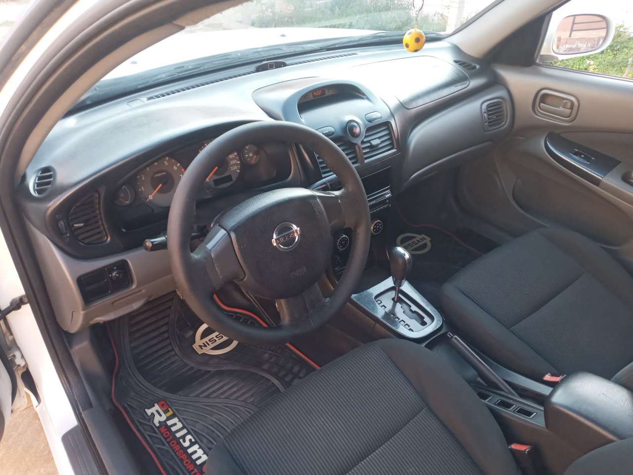 Nissan Sunny, 2008 il, 1.6 L, 177 000 km