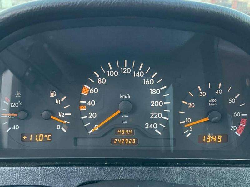 Mercedes C 220, 1997 il, 2.0 L, 324 000 km