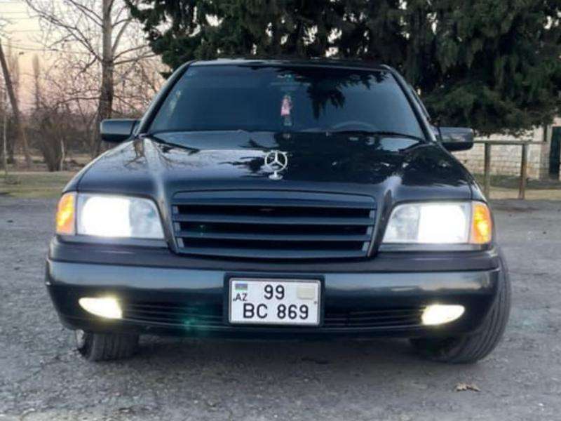Mercedes C 220, 1997 il, 2.0 L, 324 000 km