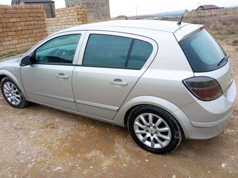 Opel Astra, 2008 il, 1.3 L, 300 000 km