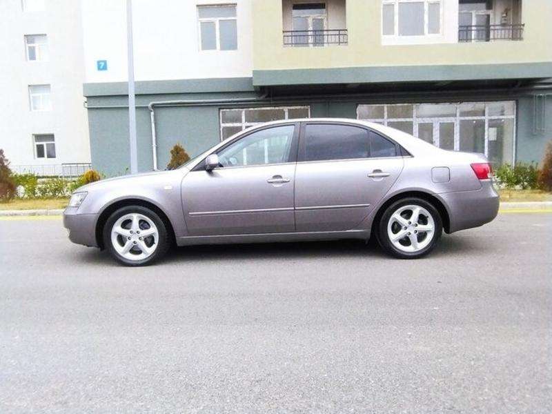 Hyundai Sonata, 2006 il, 2.0 L, 250 000 km