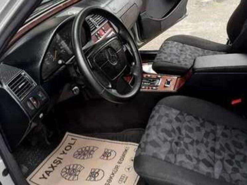 Mercedes C 200, 1998 il, 2.0 L, 240 000 km