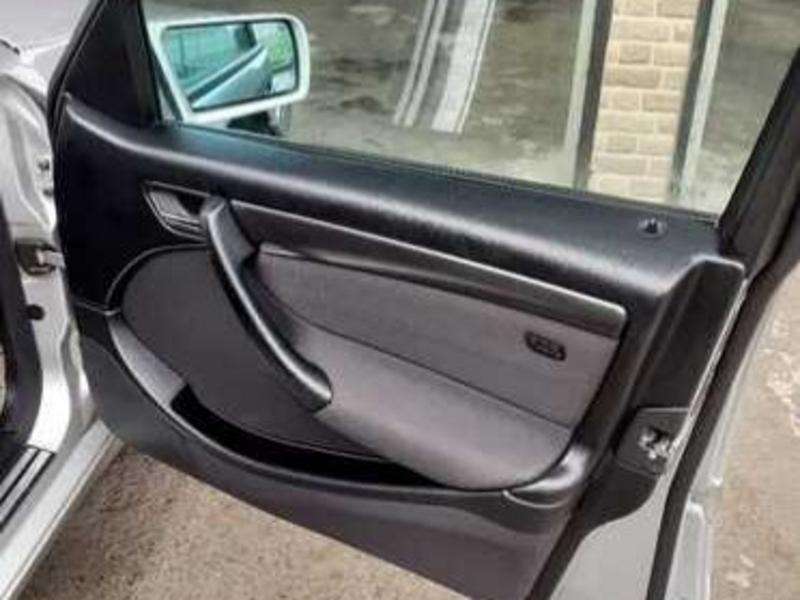 Mercedes C 200, 1998 il, 2.0 L, 240 000 km