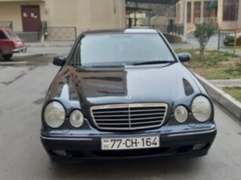 Mercedes E 240, 2001 il, 2.6 L, 350 000 km