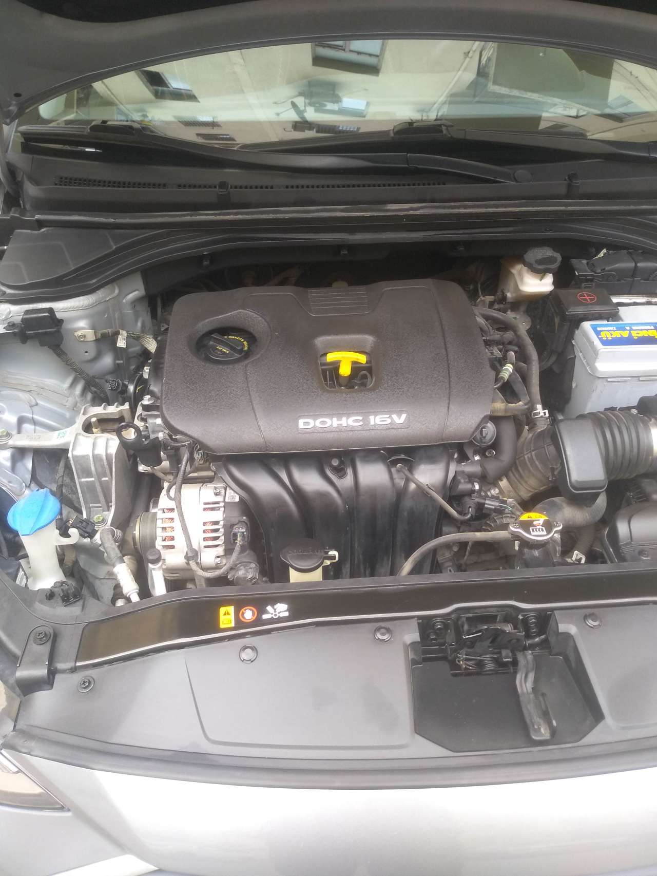 Hyundai Elantra, 2016 il, 2.0 L, 58 000 km