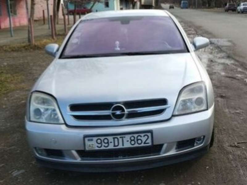 Opel Vectra, 2003 il, 2.2 L, 320 000 km