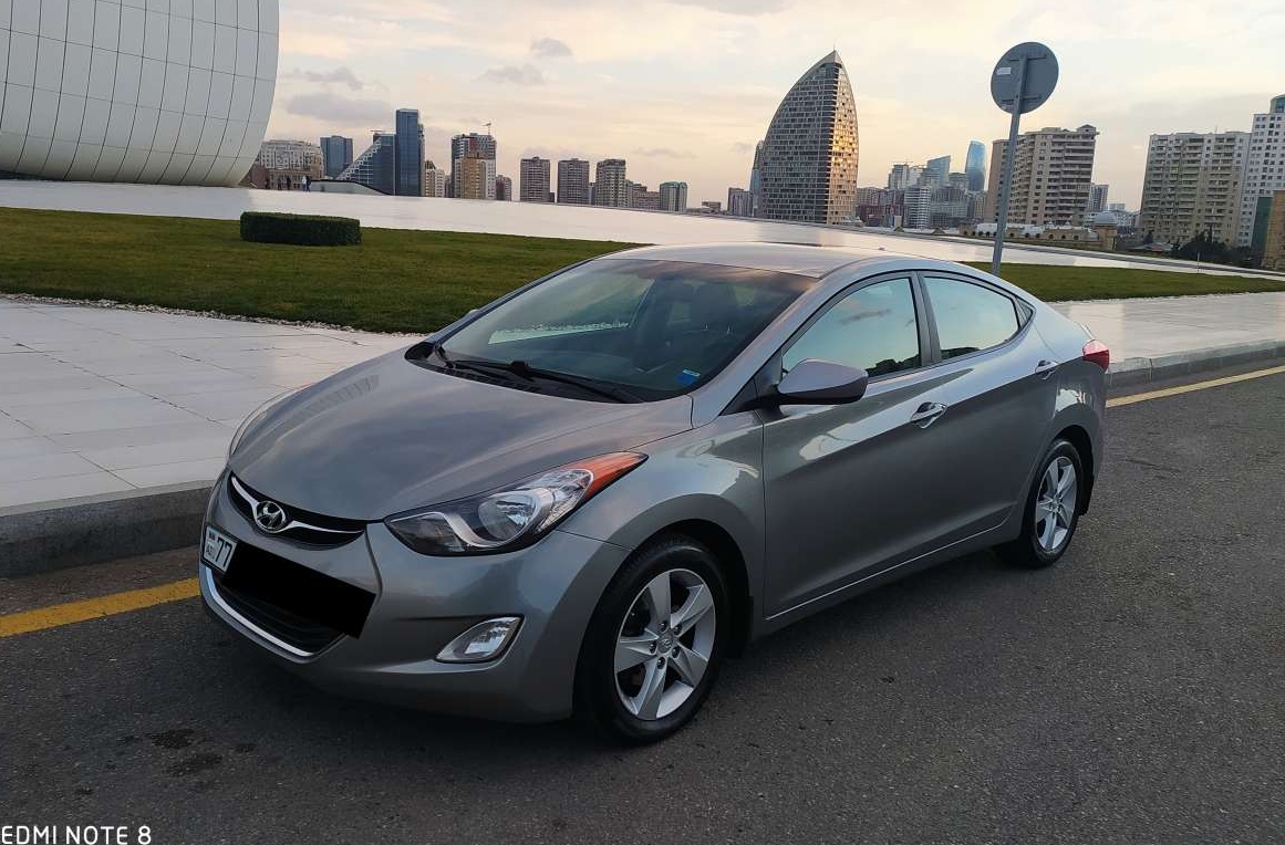 Hyundai Elantra, 2014 il, 1.8 L, 102 350 km