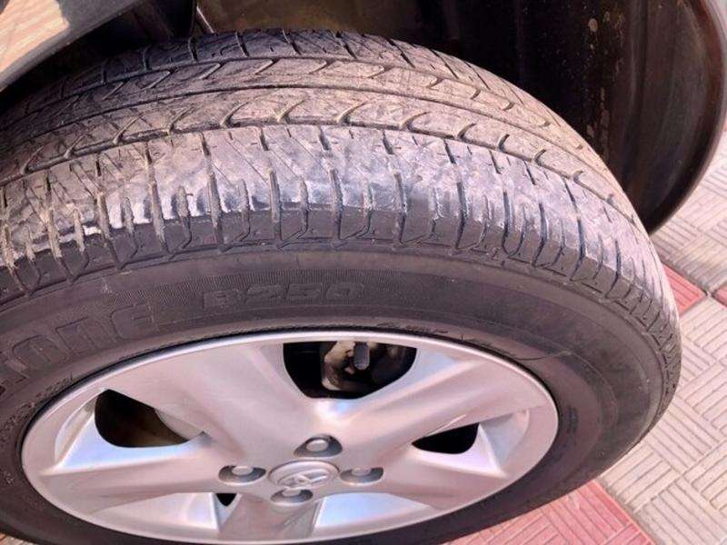 Toyota Yaris, 2008 il, 1.3 L, 220 000 km