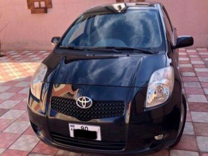 Toyota Yaris, 2008 il, 1.3 L, 220 000 km