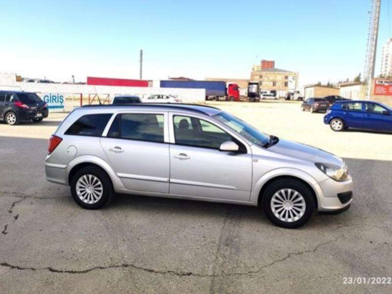 Opel Astra, 2006 il, 1.4 L, 201 000 km