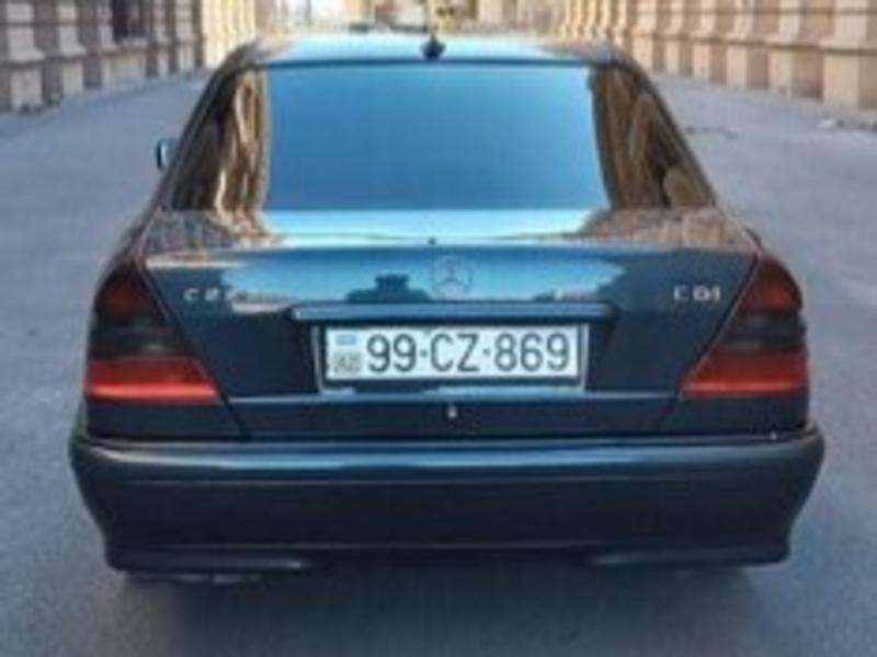 Mercedes C 220, 1999 il, 2.2 L, 283 371 km