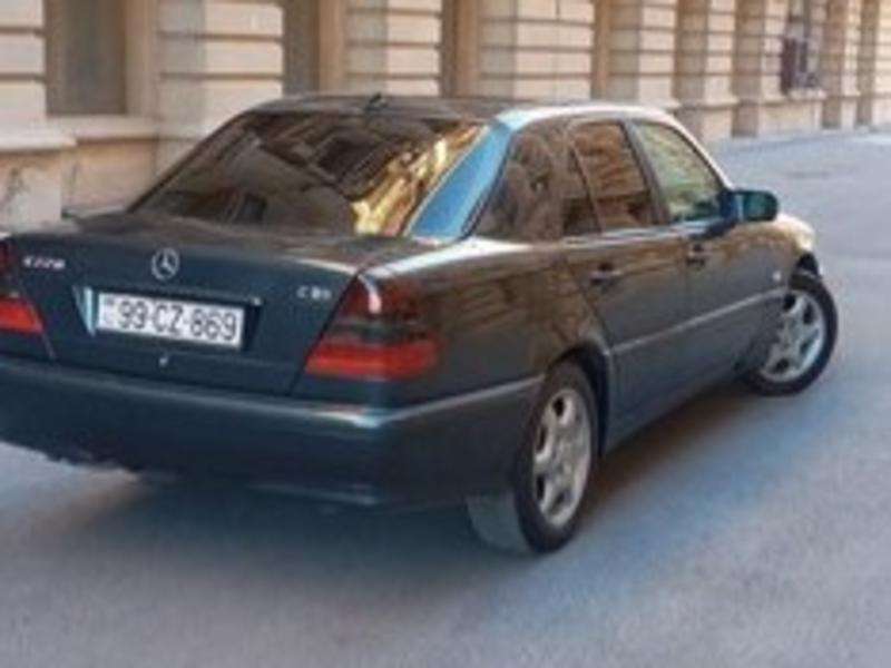 Mercedes C 220, 1999 il, 2.2 L, 283 371 km