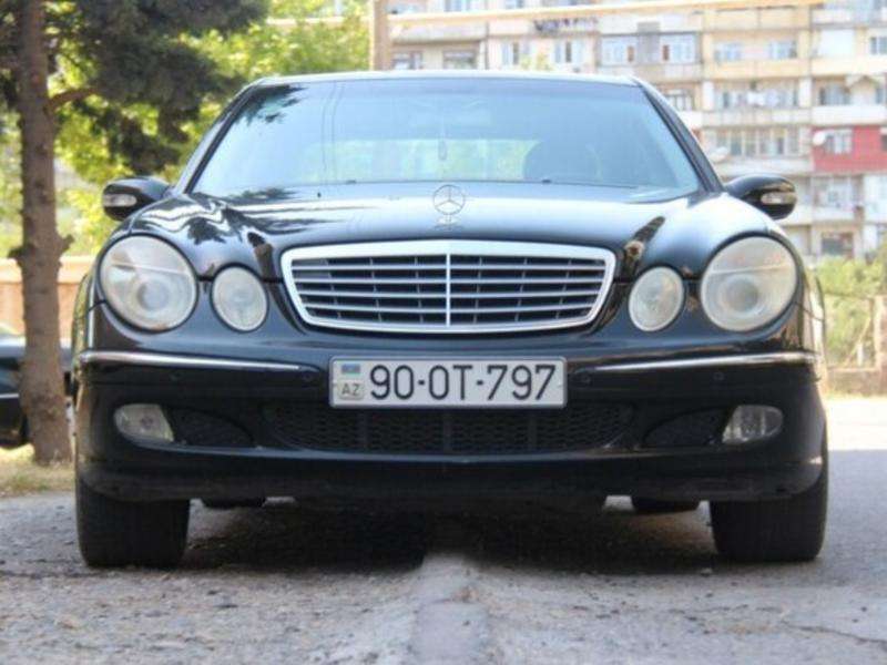 Mercedes E 220, 2002 il, 2.2 L, 350 000 km