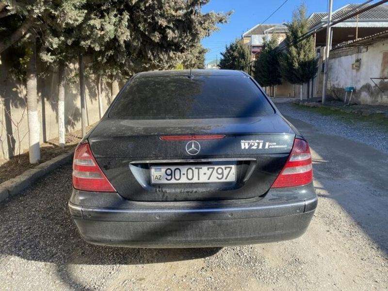 Mercedes E 220, 2002 il, 2.2 L, 350 000 km
