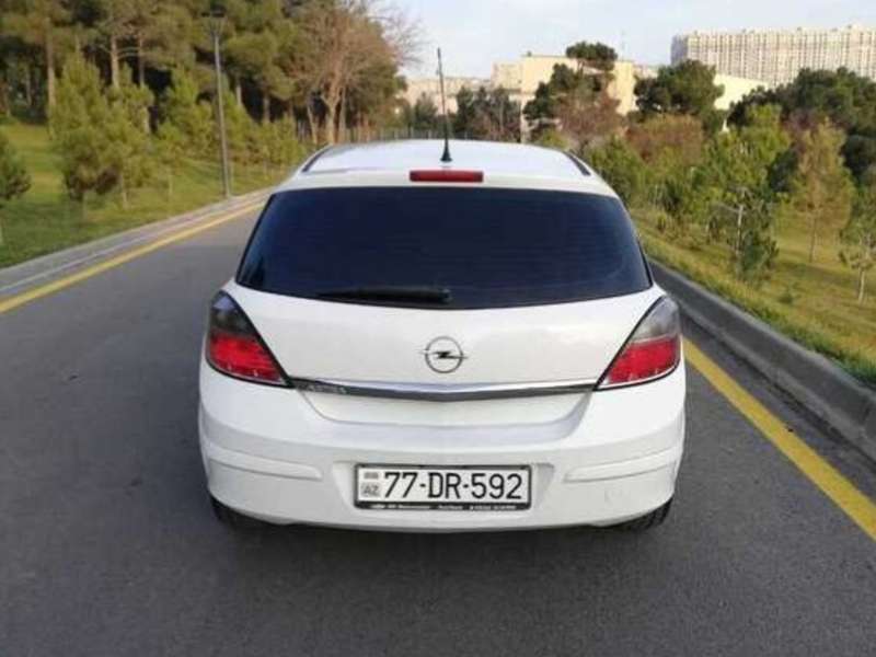 Opel Astra, 2009 il, 1.4 L, 246 000 km
