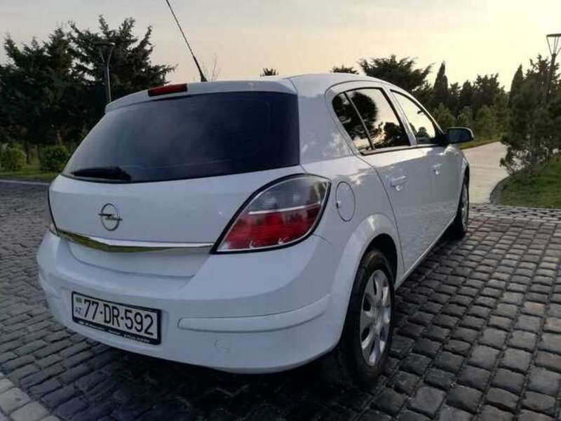 Opel Astra, 2009 il, 1.4 L, 246 000 km