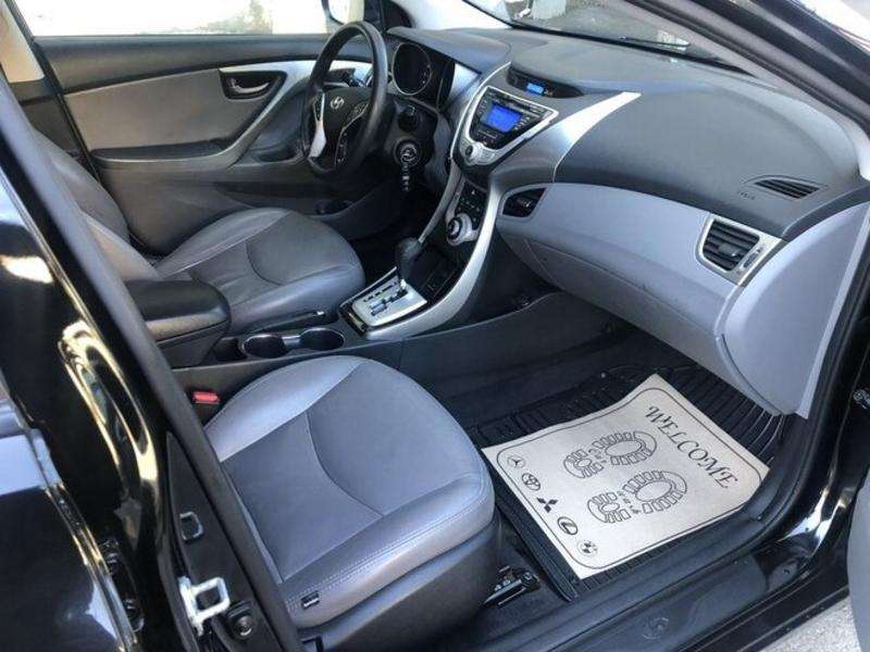Hyundai Elantra, 2011 il, 1.8 L, 174 000 km