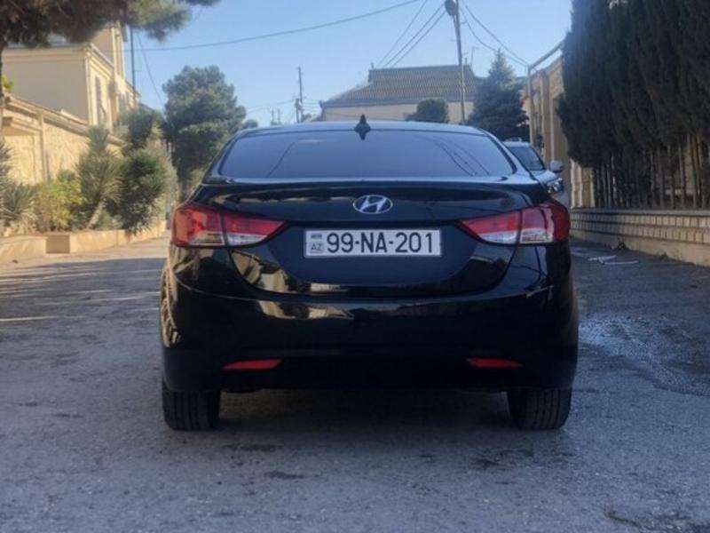 Hyundai Elantra, 2011 il, 1.8 L, 174 000 km