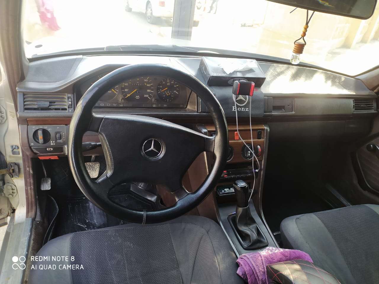 Mercedes E 250, 1991 il, 0.25 L, 5 000 km